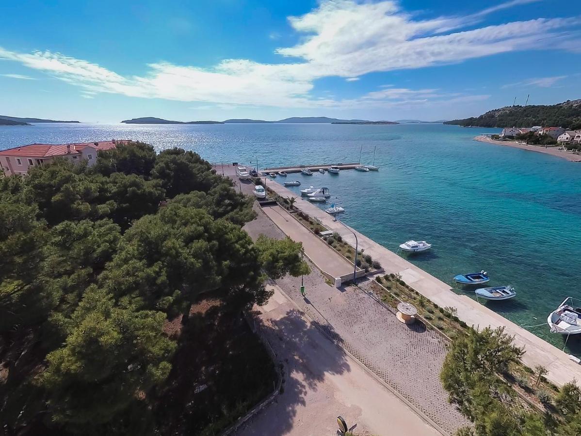 Relaxing Whole Top Floor Apartment By The Sea Zaboric Exterior foto